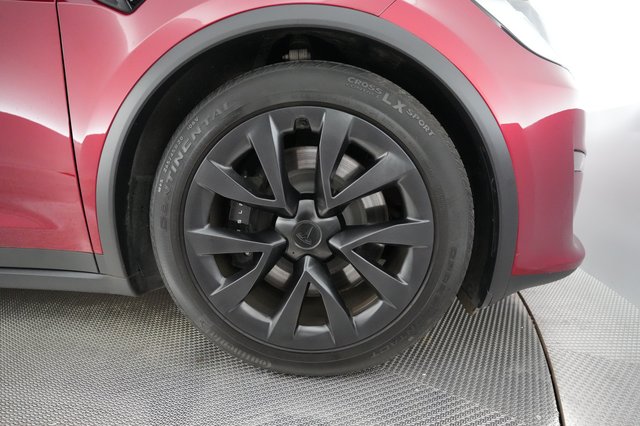 2023 Tesla Model X — photo 15 of 23