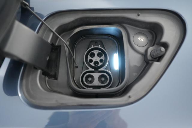 2023 Polestar 2 — photo 8 of 21