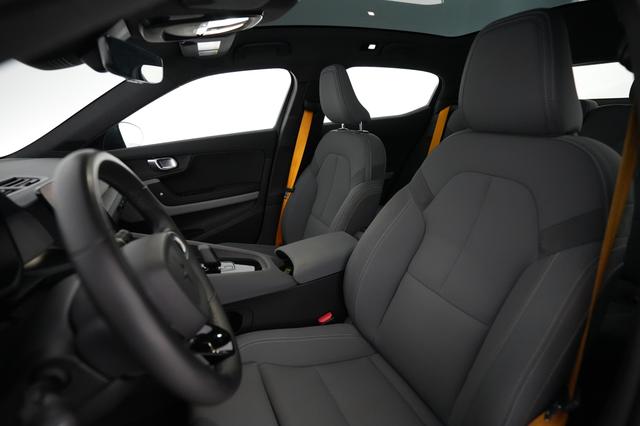 2023 Polestar 2 — photo 3 of 21