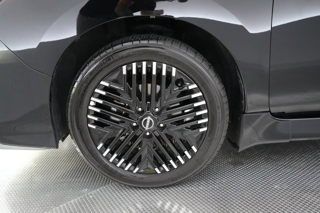 2024 Nissan LEAF — photo 14 of 20