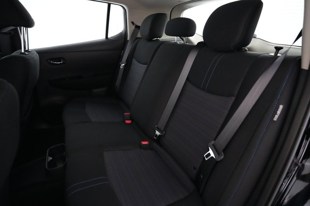 2024 Nissan LEAF — photo 17 of 20
