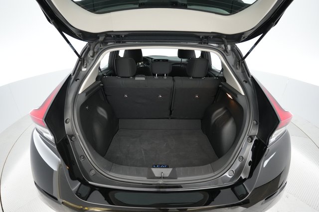 2024 Nissan LEAF — photo 6 of 20