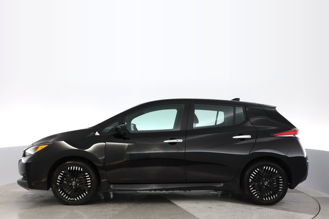 2024 Nissan LEAF — photo 12 of 20
