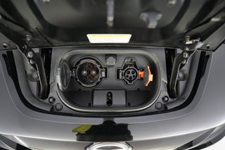 2024 Nissan LEAF — photo 8 of 22