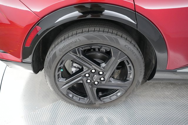 2024 Chevrolet Equinox EV — photo 14 of 20