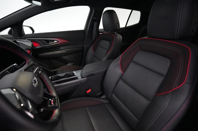 2024 Chevrolet Equinox EV — photo 3 of 20