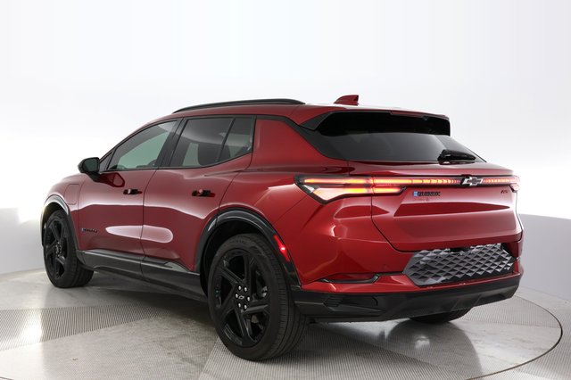 2024 Chevrolet Equinox EV — photo 11 of 20