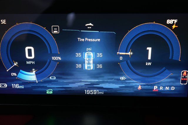 2024 Chevrolet Blazer EV — photo 5 of 21