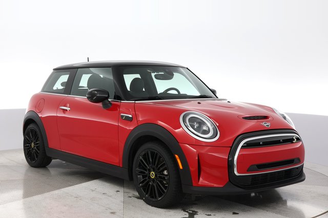 2024 MINI Cooper SE — photo 9 of 19