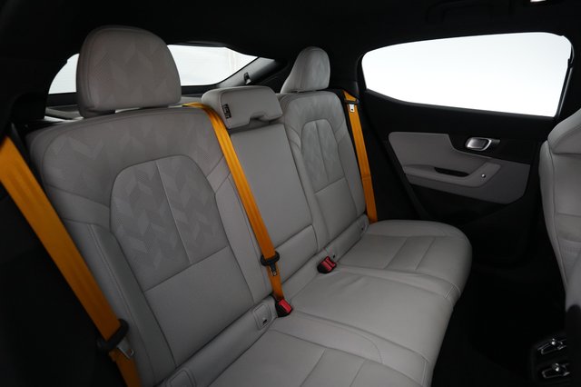 2024 Polestar 2 — photo 4 of 21