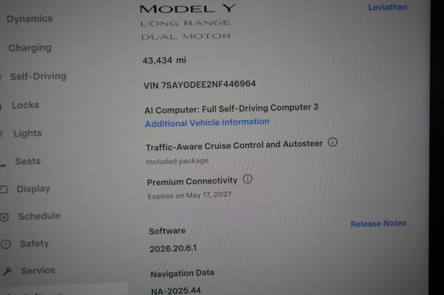 2022 Tesla Model Y — photo 5 of 21