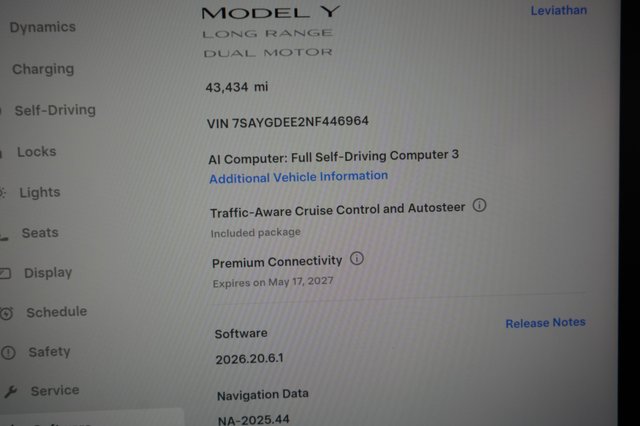 2022 Tesla Model Y — photo 5 of 21