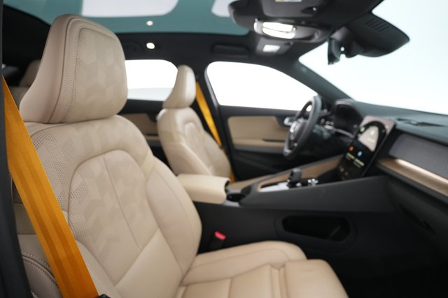 2021 Polestar 2 — photo 19 of 25