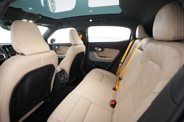 2021 Polestar 2 — photo 18 of 25