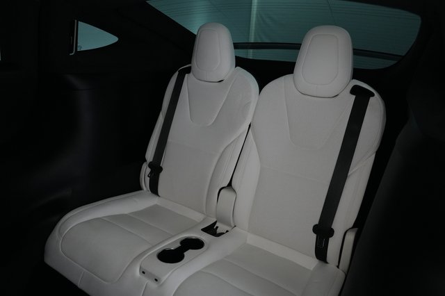 2023 Tesla Model X — photo 20 of 26