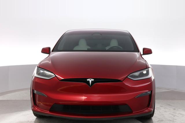 2023 Tesla Model X — photo 9 of 26