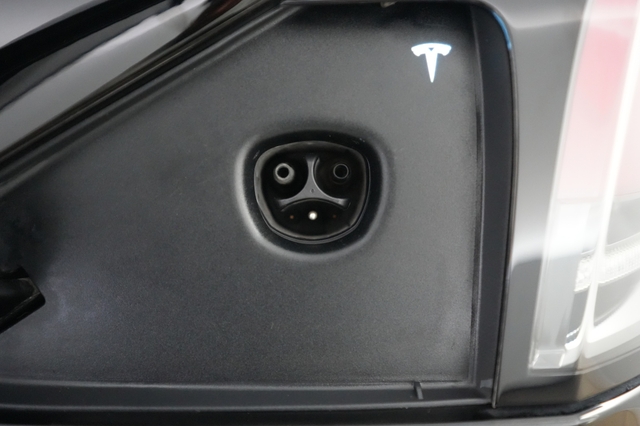 2023 Tesla Model X