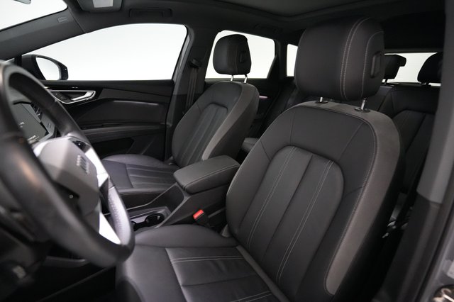2023 Audi Q4 e-tron — photo 3 of 18