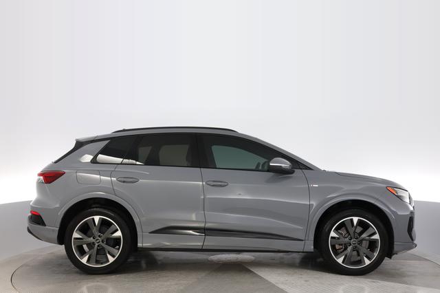 2023 Audi Q4 e-tron — photo 10 of 18