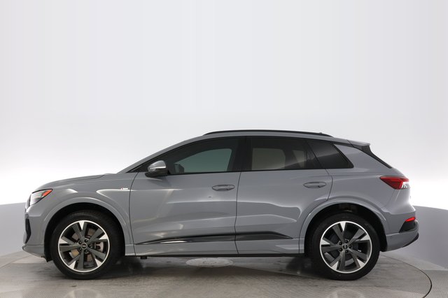 2023 Audi Q4 e-tron — photo 12 of 18