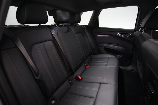 2023 Audi Q4 e-tron — photo 4 of 18