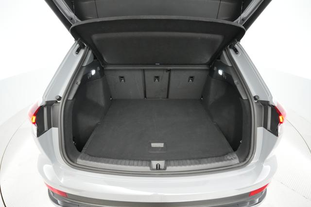 2023 Audi Q4 e-tron — photo 6 of 18