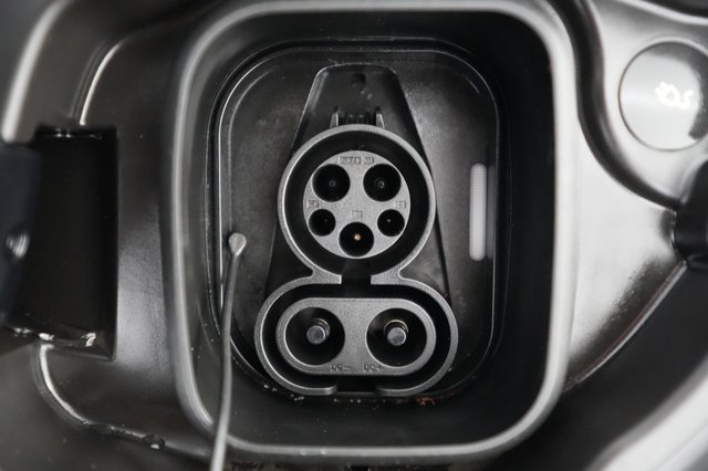 2023 Polestar 2 — photo 8 of 22