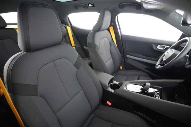 2023 Polestar 2 — photo 18 of 22