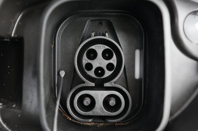2023 Polestar 2 — photo 8 of 24