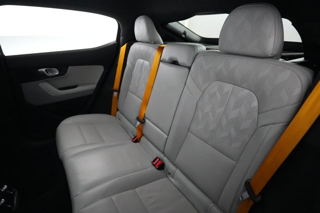 2023 Polestar 2 — photo 19 of 24