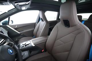 2023 BMW iX — photo 3 of 23