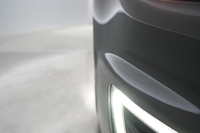 2019 Volkswagen e-Golf — photo 32 of 34