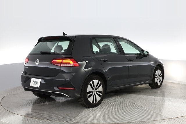 2019 Volkswagen e-Golf — photo 2 of 34
