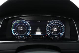 2019 Volkswagen e-Golf — photo 4 of 34