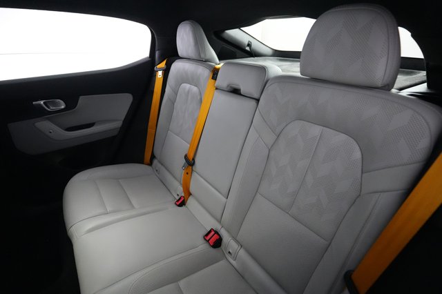 2023 Polestar 2 — photo 19 of 24
