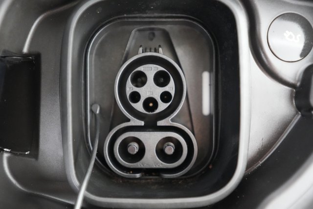 2023 Polestar 2 — photo 8 of 24