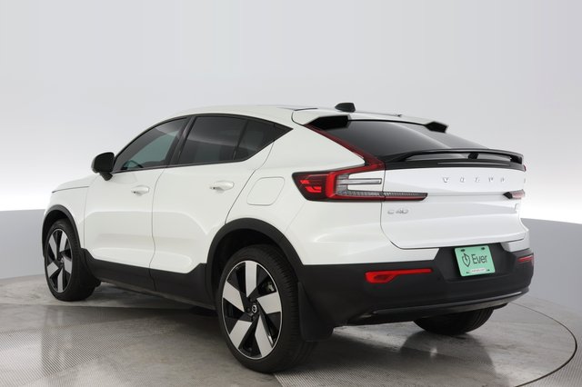 2023 Volvo C40 Recharge — photo 13 of 21