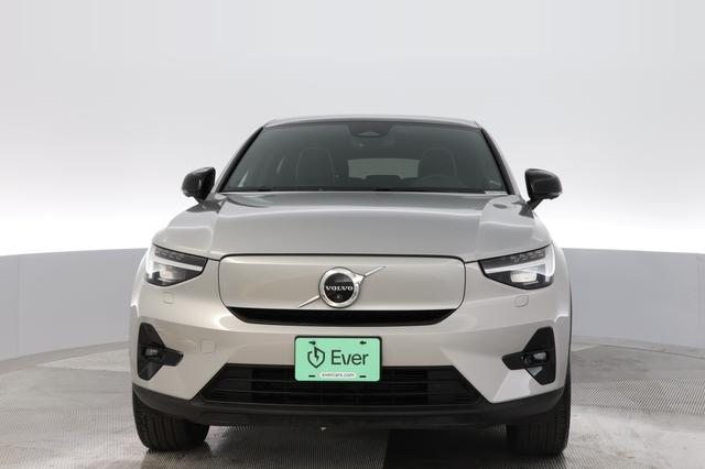 2023 Volvo C40 Recharge — photo 9 of 24