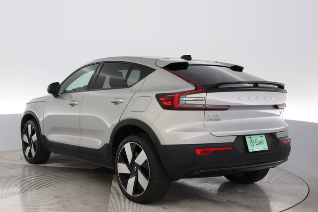 2023 Volvo C40 Recharge — photo 13 of 24