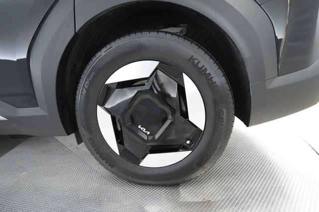 2024 Kia EV9 — photo 17 of 26