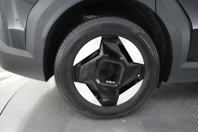 2024 Kia EV9 — photo 7 of 26