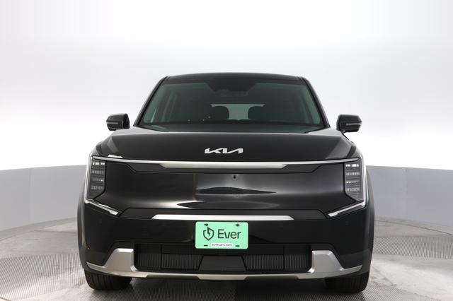 2024 Kia EV9 — photo 9 of 26