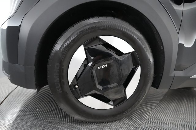 2024 Kia EV9 — photo 16 of 26