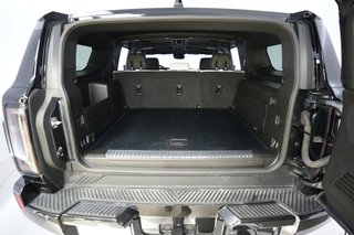 2025 GMC Hummer EV SUV — photo 6 of 21