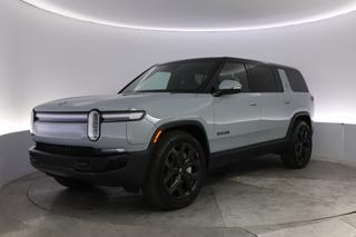 2025 Rivian R1S