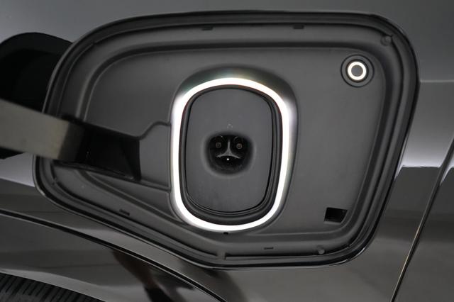 2026 Cadillac Optiq — photo 8 of 22
