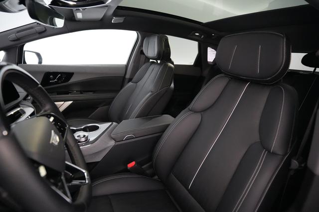 2026 Cadillac Optiq — photo 3 of 22