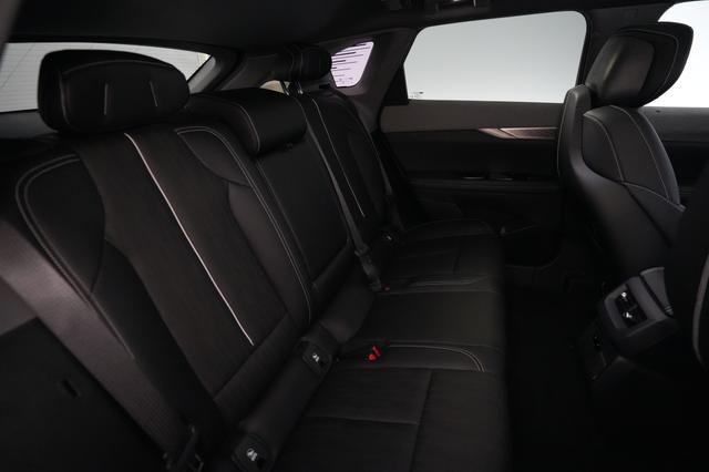 2026 Cadillac Optiq — photo 4 of 22