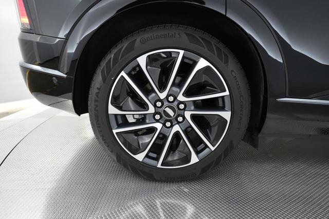 2026 Cadillac Optiq — photo 7 of 22