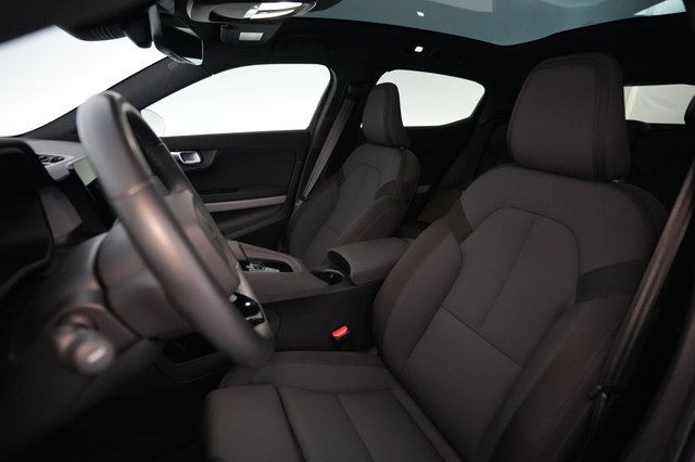 2022 Polestar 2 — photo 3 of 21